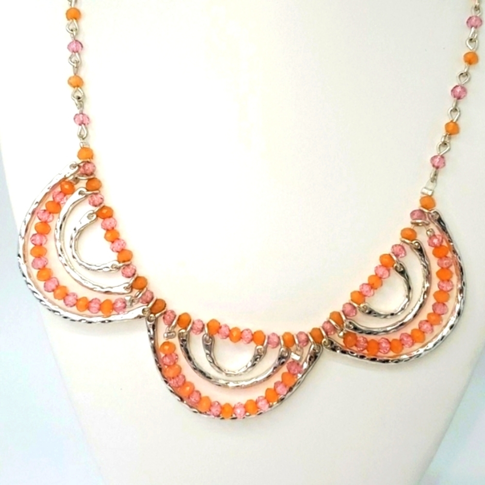 BANCROFT STITCH FIX PETAL CORAL BEADED NECKLACE‎